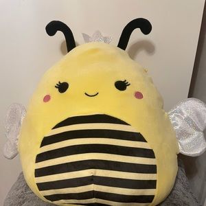 NWT 12” sunny the bee squishmallow